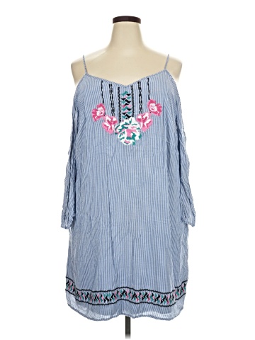 Xhilaration Casual Dress (view 1)
