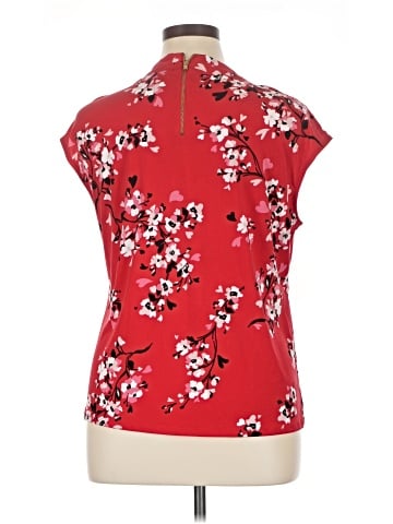 Liz Claiborne Career Short Sleeve Blouse (view 2)