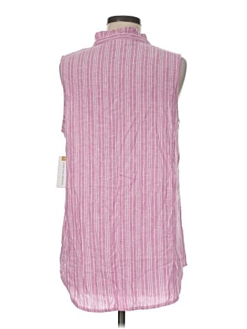 Land' n Sea Sleeveless Button-Down Shirt (view 2)