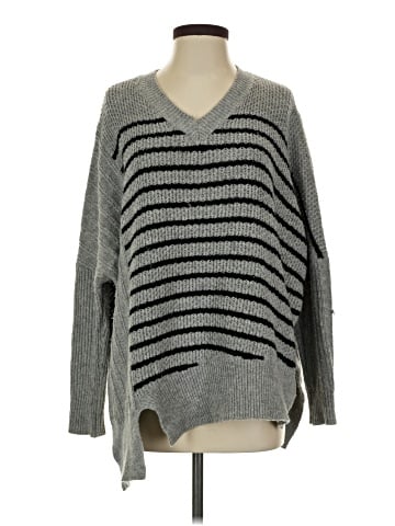 Fate Pullover Sweater (view 1)