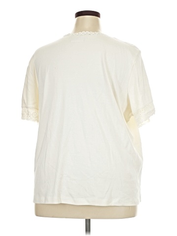 D&Co. Short Sleeve Top (view 2)