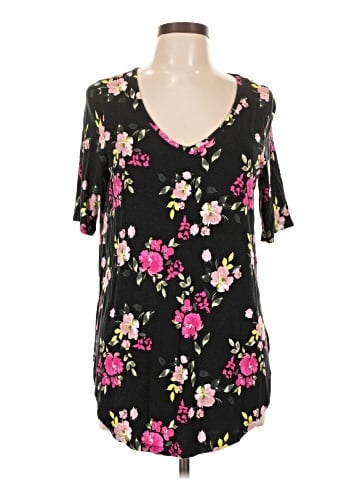 Torrid Short Sleeve T-Shirt (view 1)