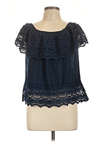 No Boundaries Short Sleeve Blouse (view 1)