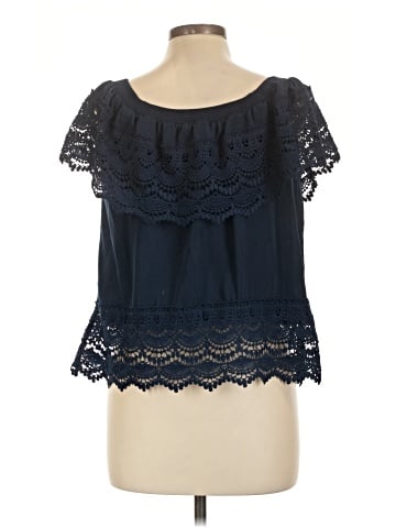 No Boundaries Short Sleeve Blouse (view 2)