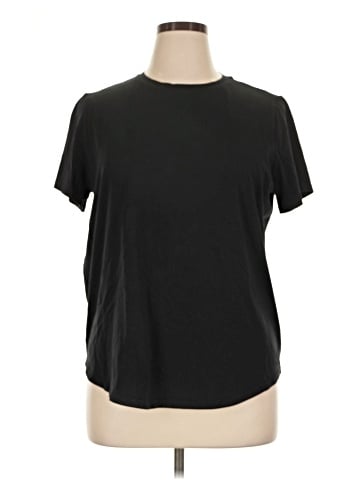 Lululemon Athletica Short Sleeve T-Shirt (view 1)
