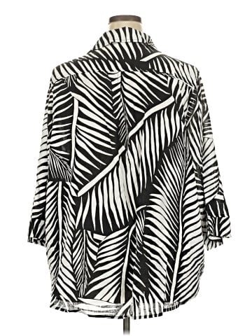 Panama Jack 3/4 Sleeve Button-Down Shirt (view 2)