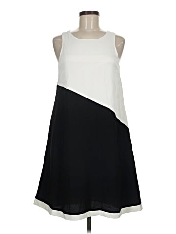 Lisa Perry Casual Dress (view 1)