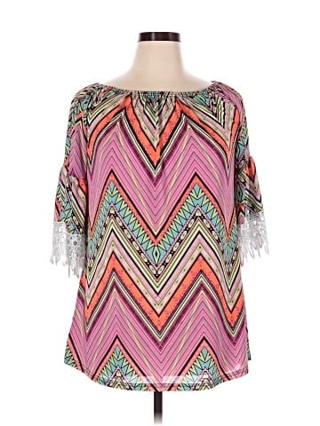 Win Win 3/4 Sleeve Blouse (view 1)