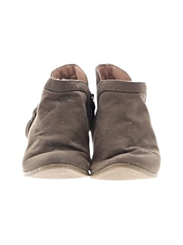 Just Fabulous Ankle Boots (view 2)