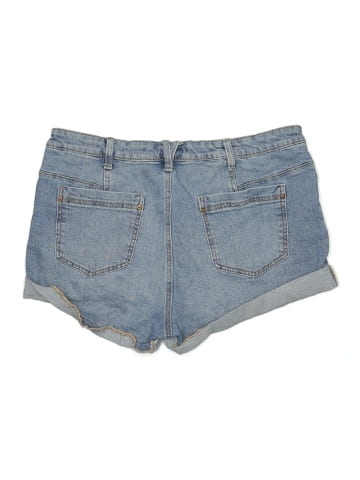 Celebrity Pink Denim Shorts (view 2)