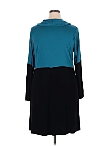 Karen Kane Casual Dress (view 2)