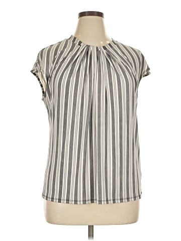 Liz Claiborne Career Sleeveless Blouse (view 1)