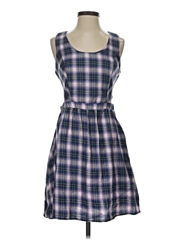 Hot Topic Casual Dress (view 1)