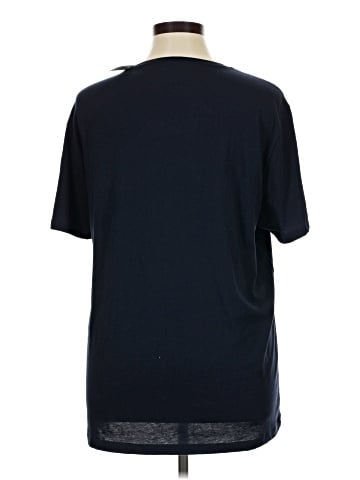 Old Navy Short Sleeve T-Shirt (view 2)