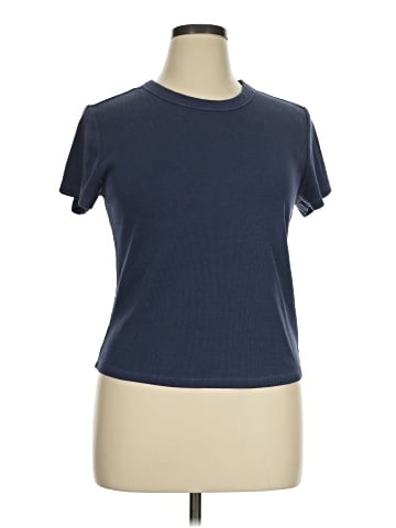 Old Navy Active T-Shirt (view 1)