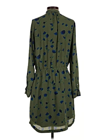 Banana Republic Casual Dress (view 2)