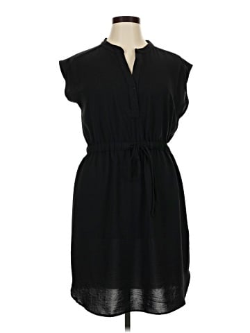 Sandra Darren Casual Dress (view 1)