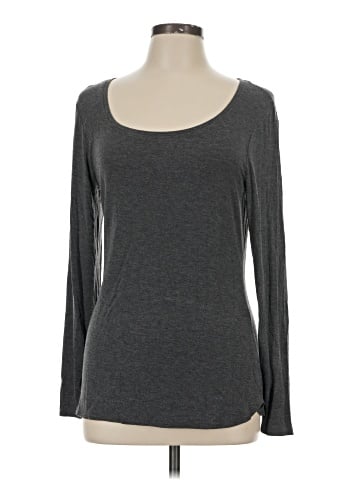 Max Studio 3/4 Sleeve T-Shirt (view 1)