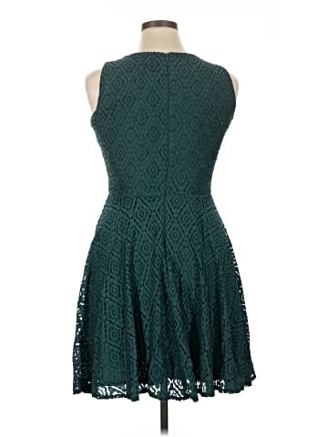 Danny And Nicole Cocktail Dress (view 2)