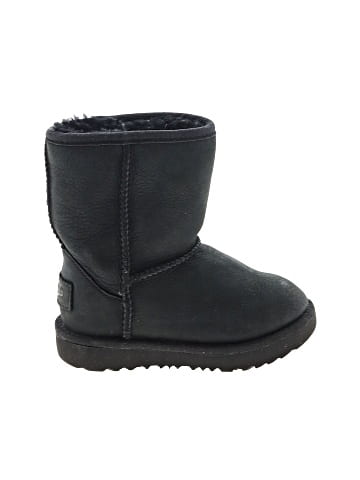 Ugg Boots (view 1)