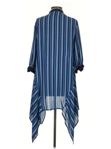 Investments 3/4 Sleeve Blouse (view 2)