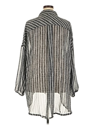 Torrid 3/4 Sleeve Blouse (view 2)