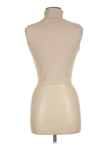 Romwe Sleeveless T-Shirt (view 2)