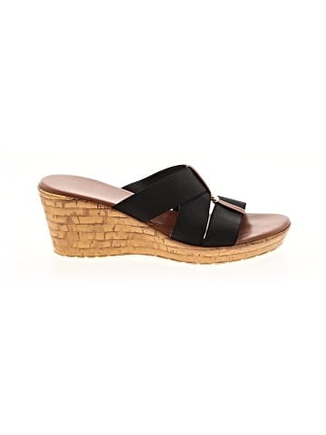 Unbranded Wedges (view 1)