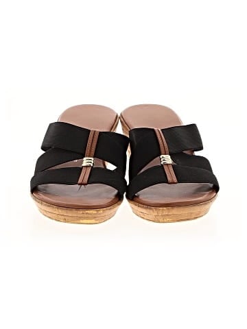 Unbranded Wedges (view 2)