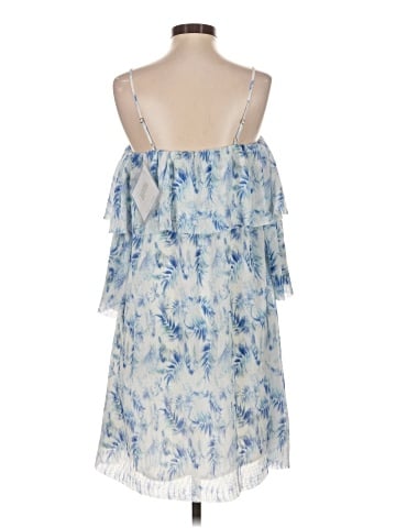 Elliatt Casual Dress (view 2)