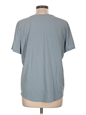 Lululemon Athletica Short Sleeve T-Shirt (view 2)
