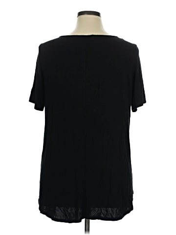 Zenana Short Sleeve Henley (view 2)