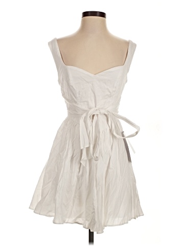 B. Darlin Casual Dress (view 1)