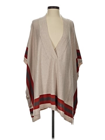 Hinge Poncho (view 1)