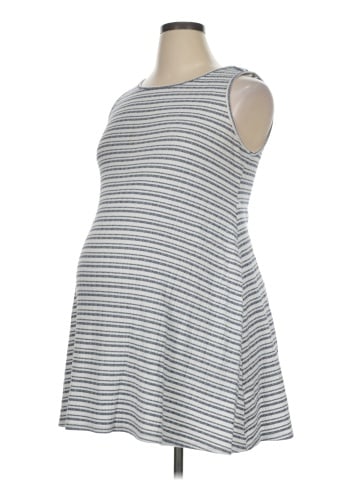 Jessica Simpson Sleeveless Top (view 1)