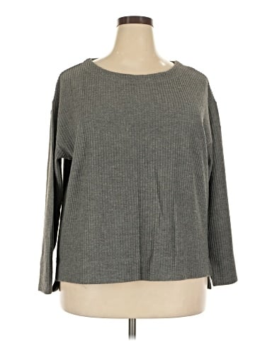 Splendid Pullover Sweater (view 1)