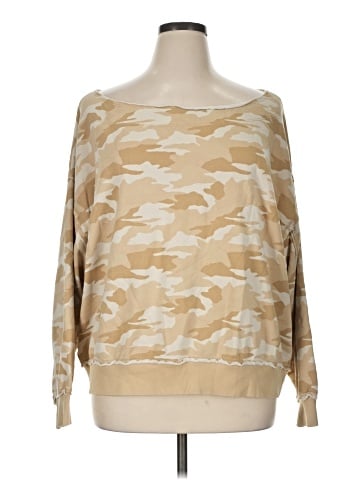 American Eagle Outfitters Pullover Sweater (view 1)
