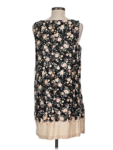LC Lauren Conrad Casual Dress (view 2)
