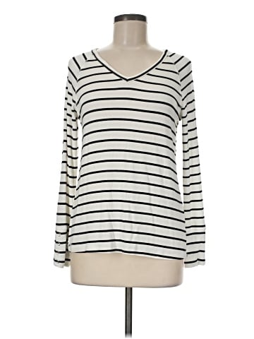 Maurices Long Sleeve Top (view 1)
