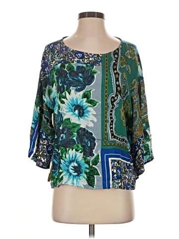 Tiny 3/4 Sleeve Blouse (view 1)
