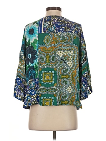Tiny 3/4 Sleeve Blouse (view 2)