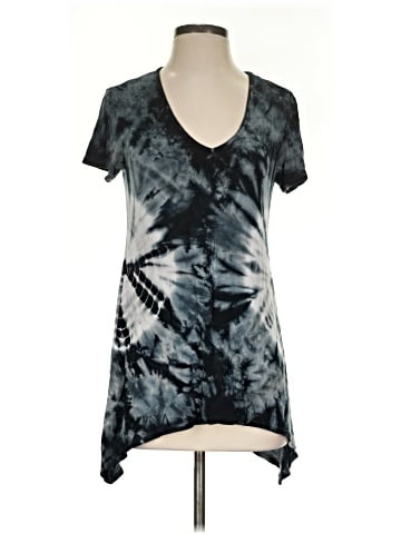 Tryst Short Sleeve T-Shirt (view 1)