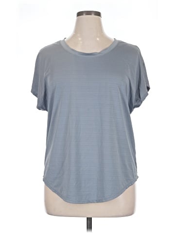 Fabletics Short Sleeve T-Shirt (view 1)
