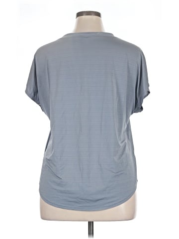 Fabletics Short Sleeve T-Shirt (view 2)