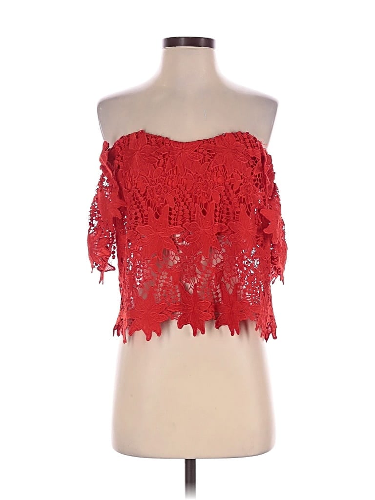 Pre-owned Astr Sleeveless Blouse In Red