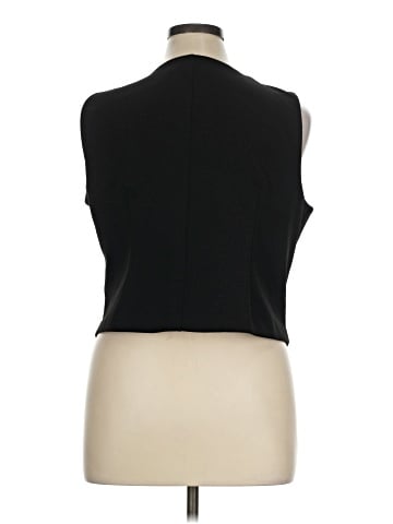 wren Vest (view 2)