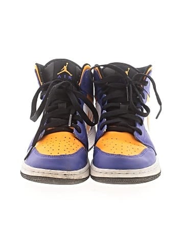 Air Jordan Sneakers (view 2)