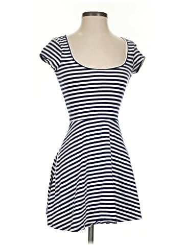 American Eagle Outfitters Casual Dress (view 1)