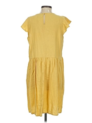 Banana Republic Factory Store Casual Dress (view 2)