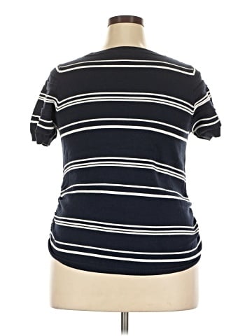 Croft & Barrow Pullover Sweater (view 2)